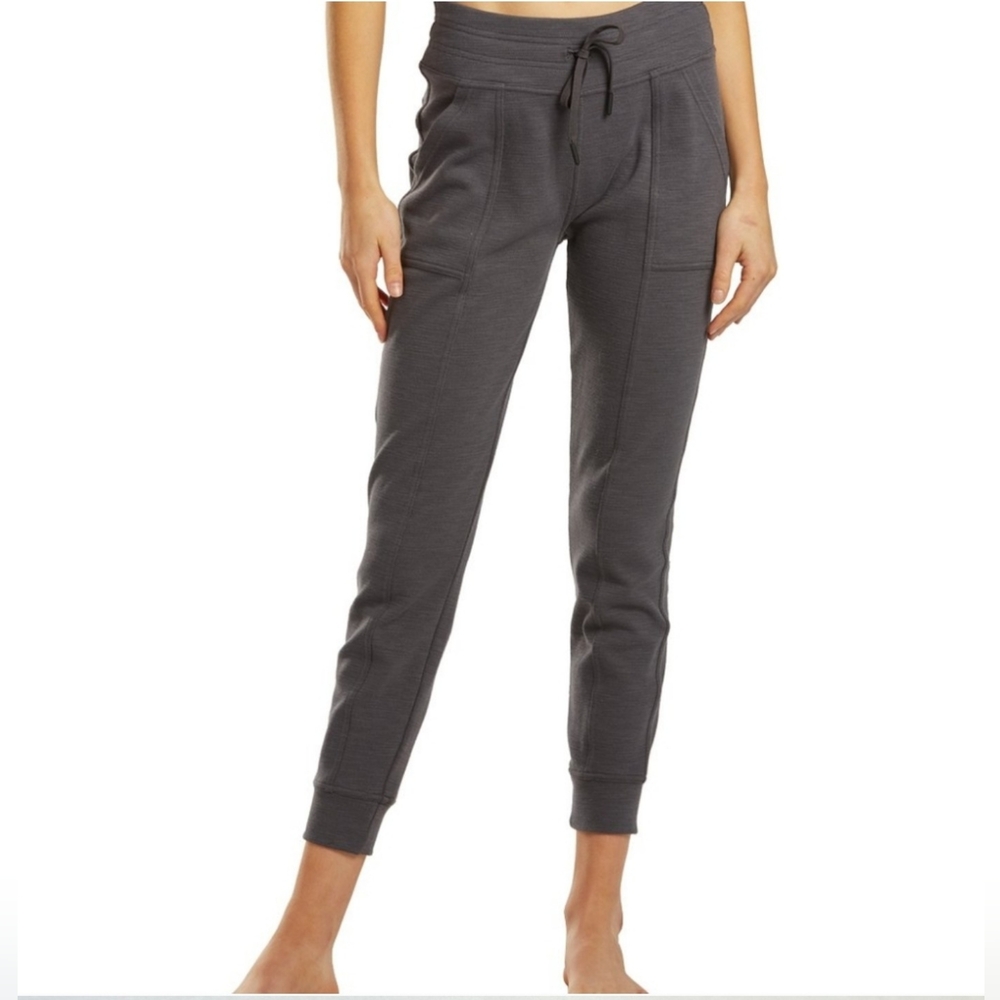 *Sold* Prana Cropped Joggers